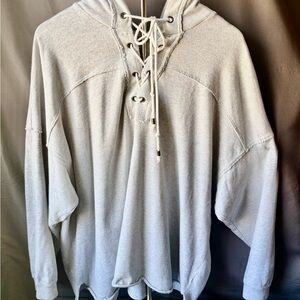 🤍 Aerie Oversized Distressed Lace-Up Hoodie Sweatshirt